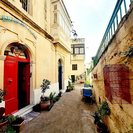 Heavens Door Guest house